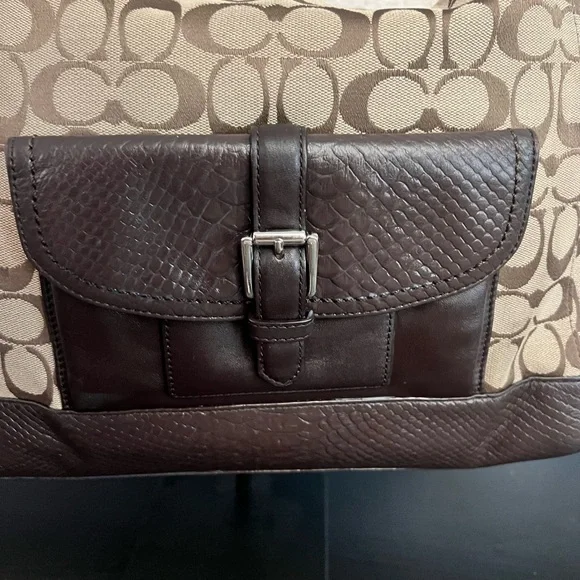 Coach Charlie Signature Python Brown and Tan Shoulder Bag - Picture 4 of 15